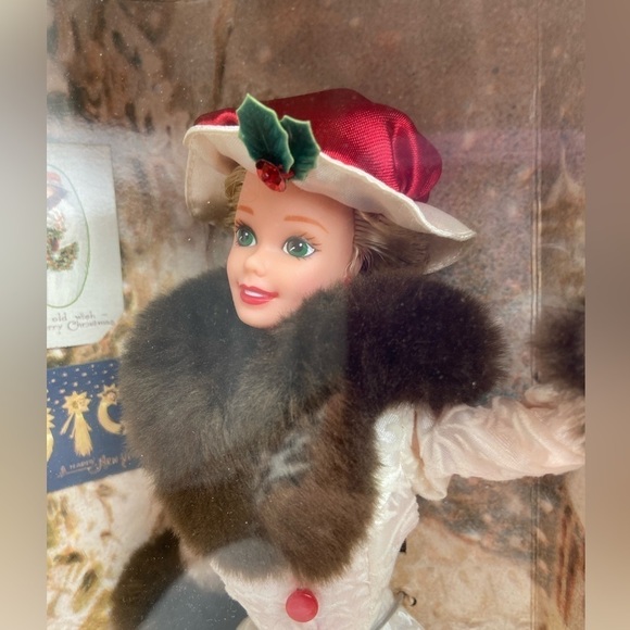 Barbie Special Edition Hallmark Series 1994 - Picture 4 of 11